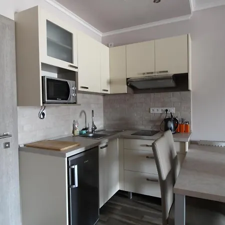 Mika 3* Štúrovo