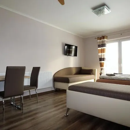 Mika 3* Štúrovo